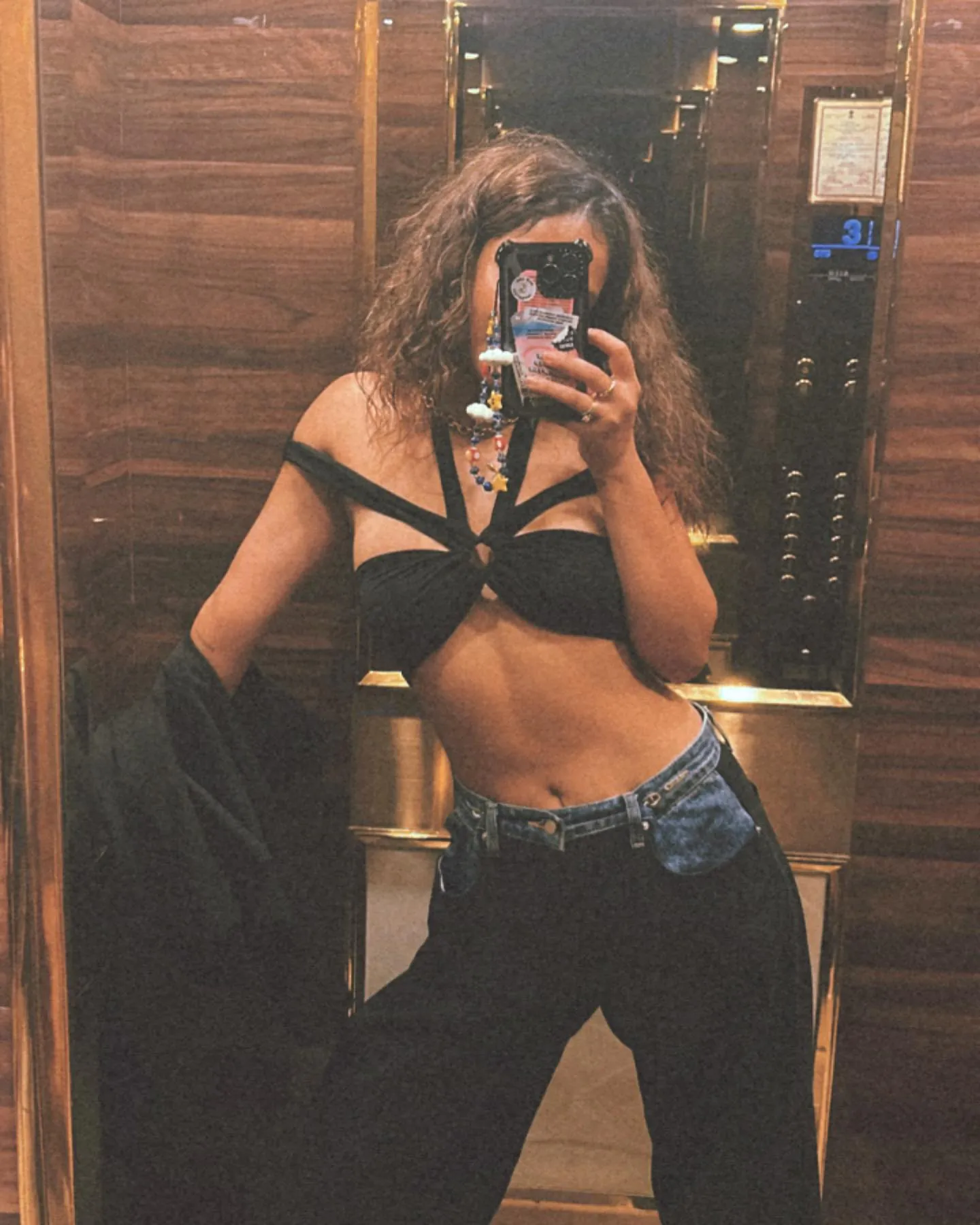 Aisha Sharma - aisha-sharma-sexy-30.webp